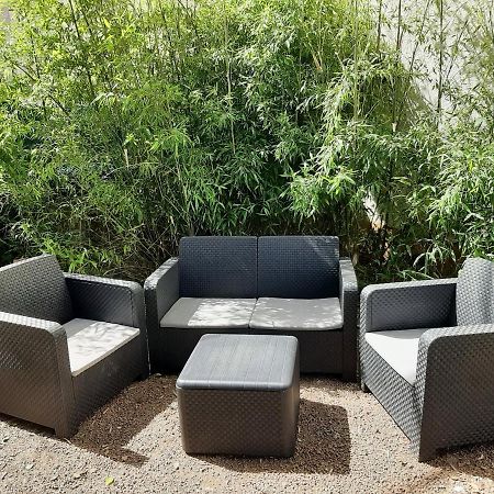 Logement Confortable Dans Residence Privee A Amplepuis Bagian luar foto